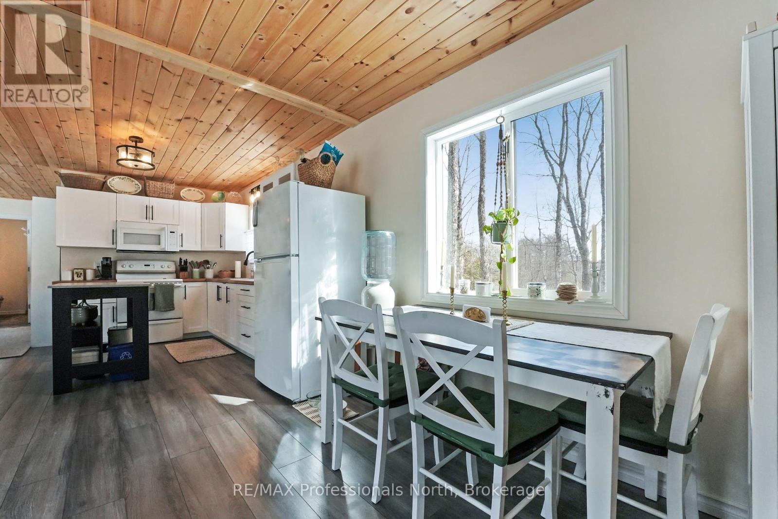 1534 Salerno Lake Road, Highlands East, Ontario  K0M 1X0 - Photo 11 - X12207011