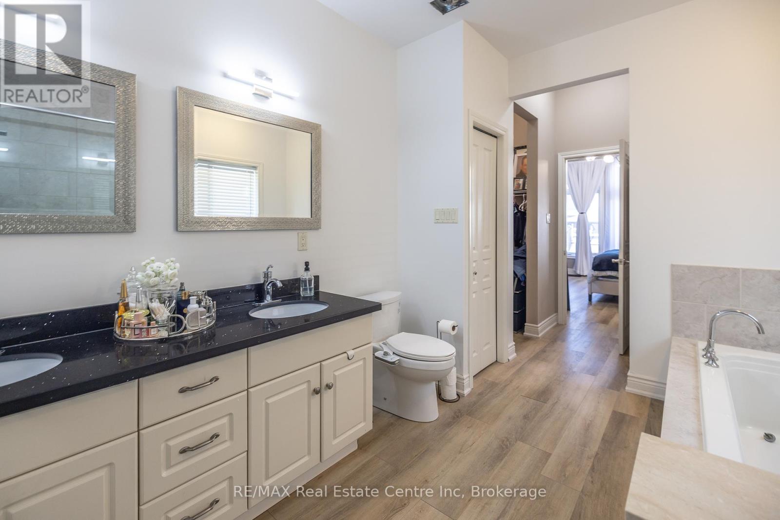 152 Goodwin Drive, Guelph, Ontario  N1L 0B2 - Photo 24 - X12207074