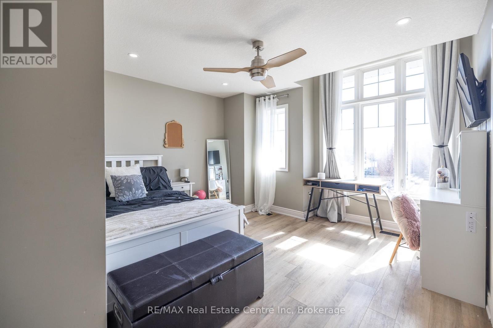 152 Goodwin Drive, Guelph, Ontario  N1L 0B2 - Photo 42 - X12207074