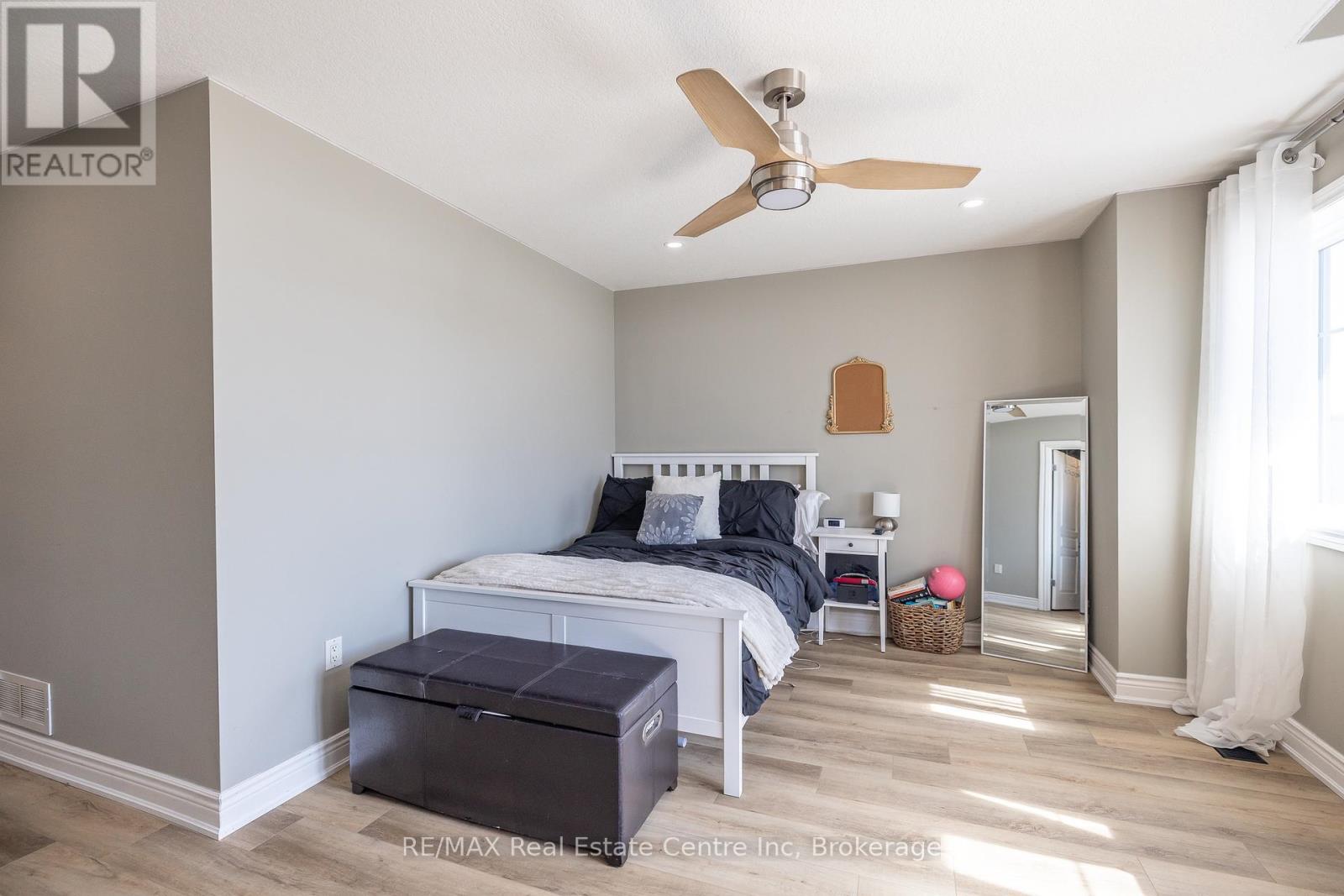 152 Goodwin Drive, Guelph, Ontario  N1L 0B2 - Photo 43 - X12207074