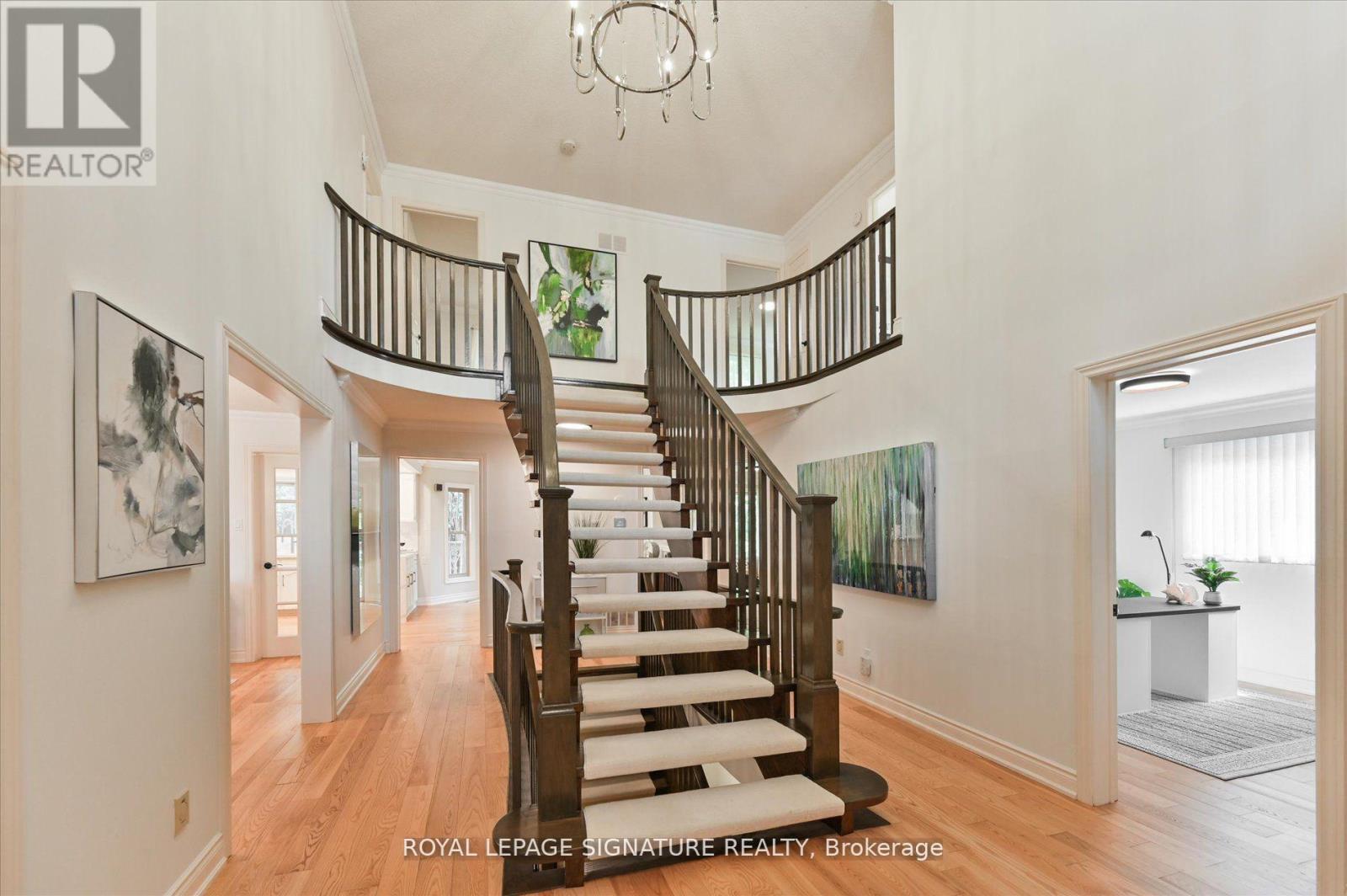 3417 Sanderling Crescent, Mississauga, Ontario  L5L 3P4 - Photo 4 - W12096685