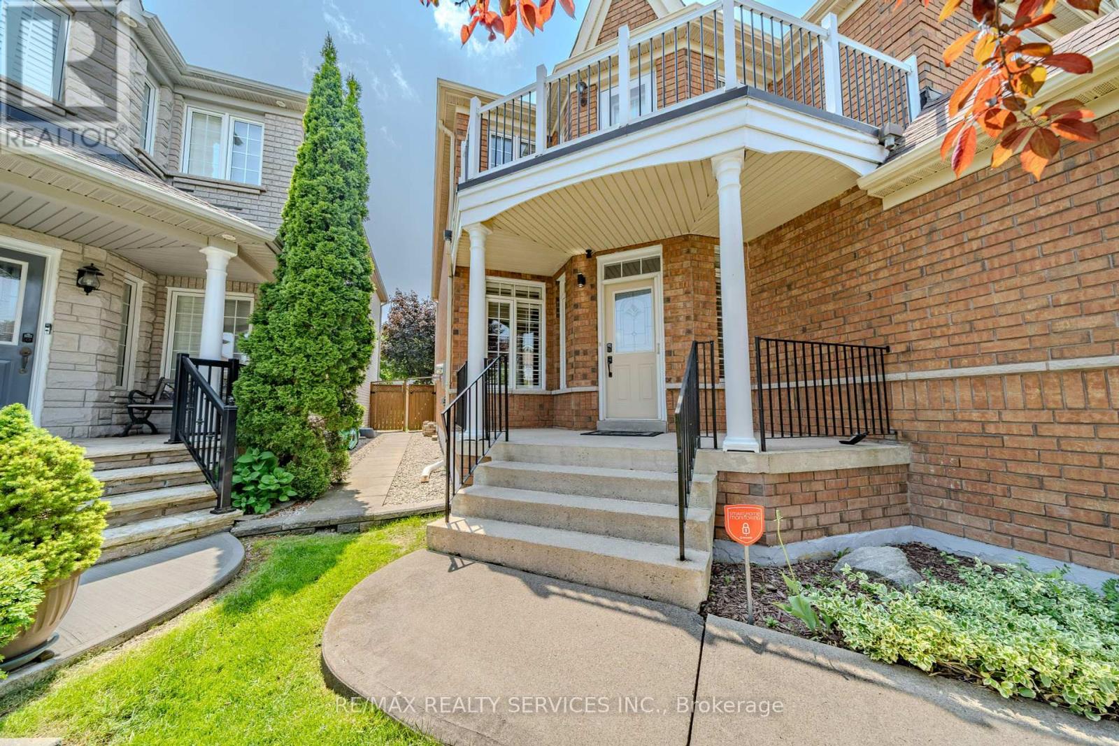 5918 Bassinger Place, Mississauga, Ontario  L5M 6K5 - Photo 5 - W12206186