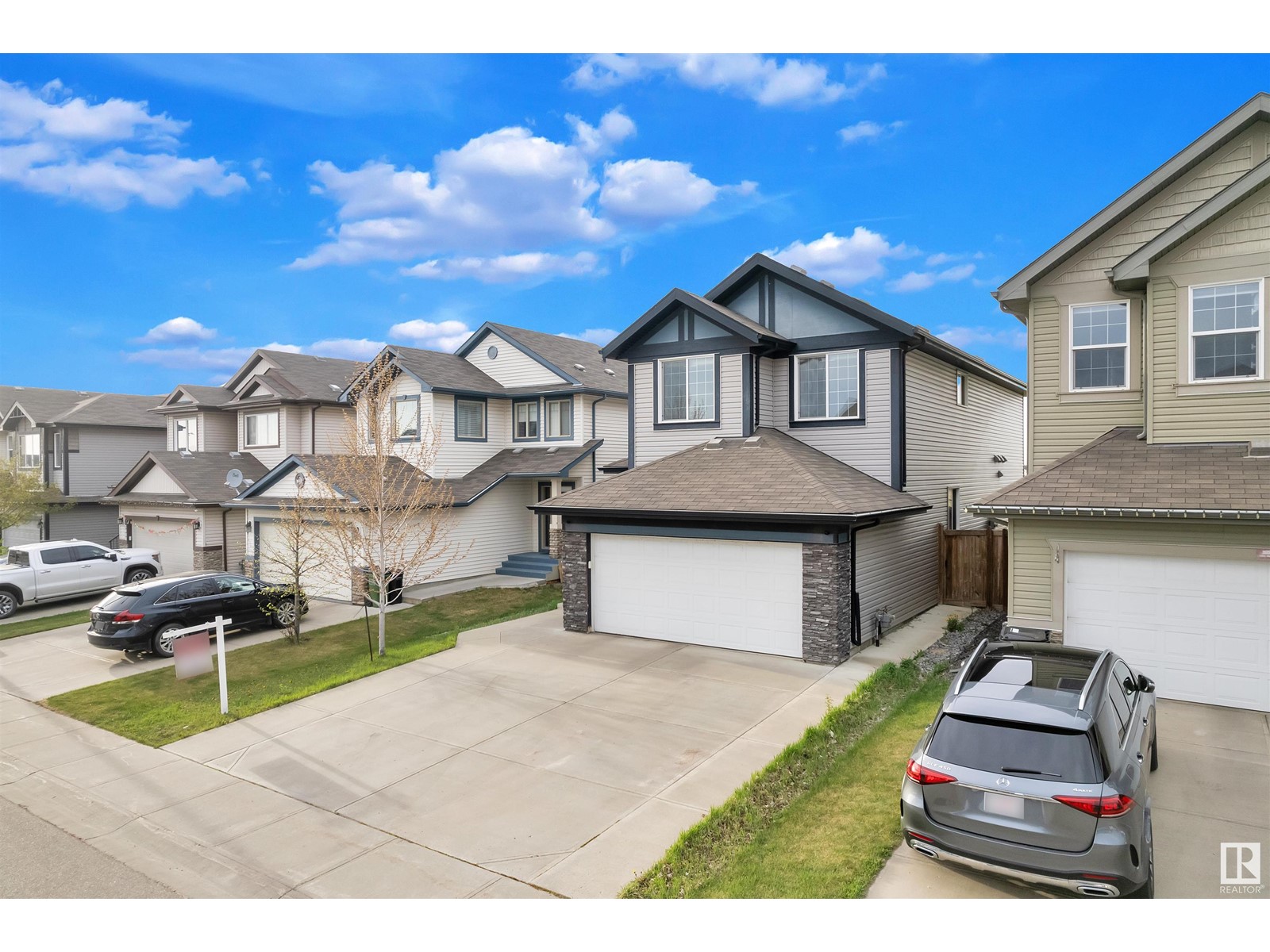 Property at 2926 17A AV NW image 1