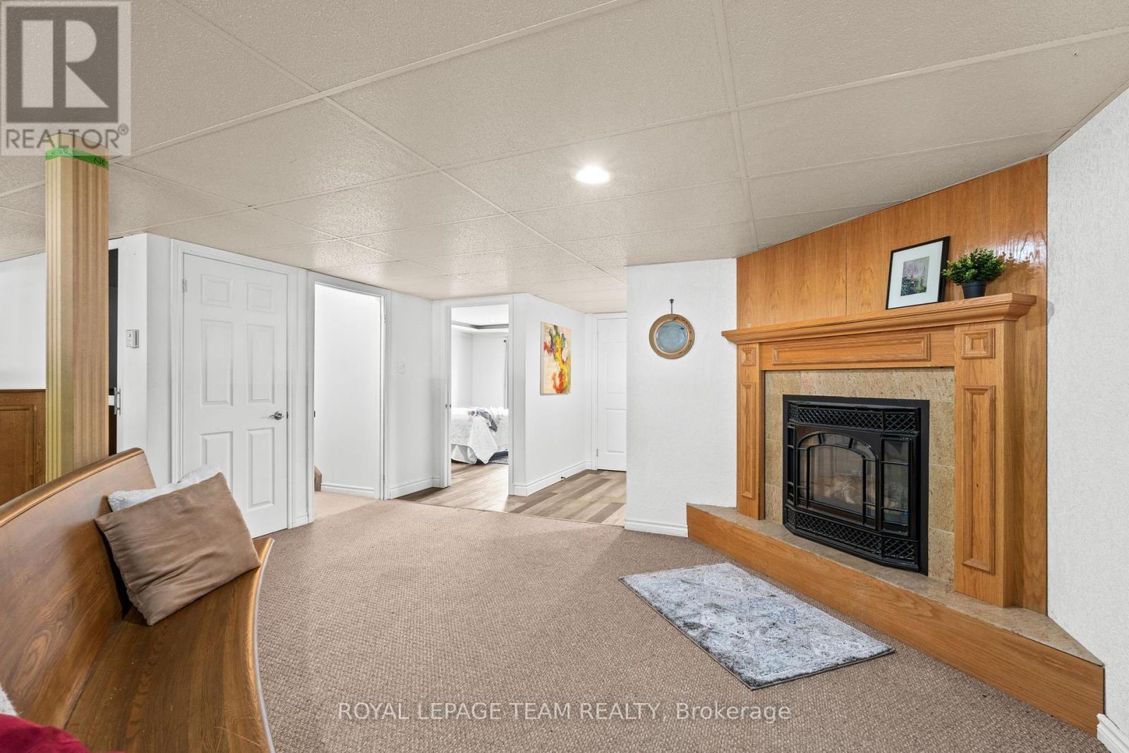 105 Campbell Street, Carleton Place, Ontario  K7C 2R8 - Photo 36 - X12207007