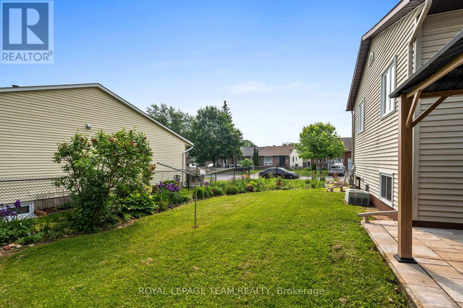 105 Campbell Street, Carleton Place, Ontario  K7C 2R8 - Photo 6 - X12207007