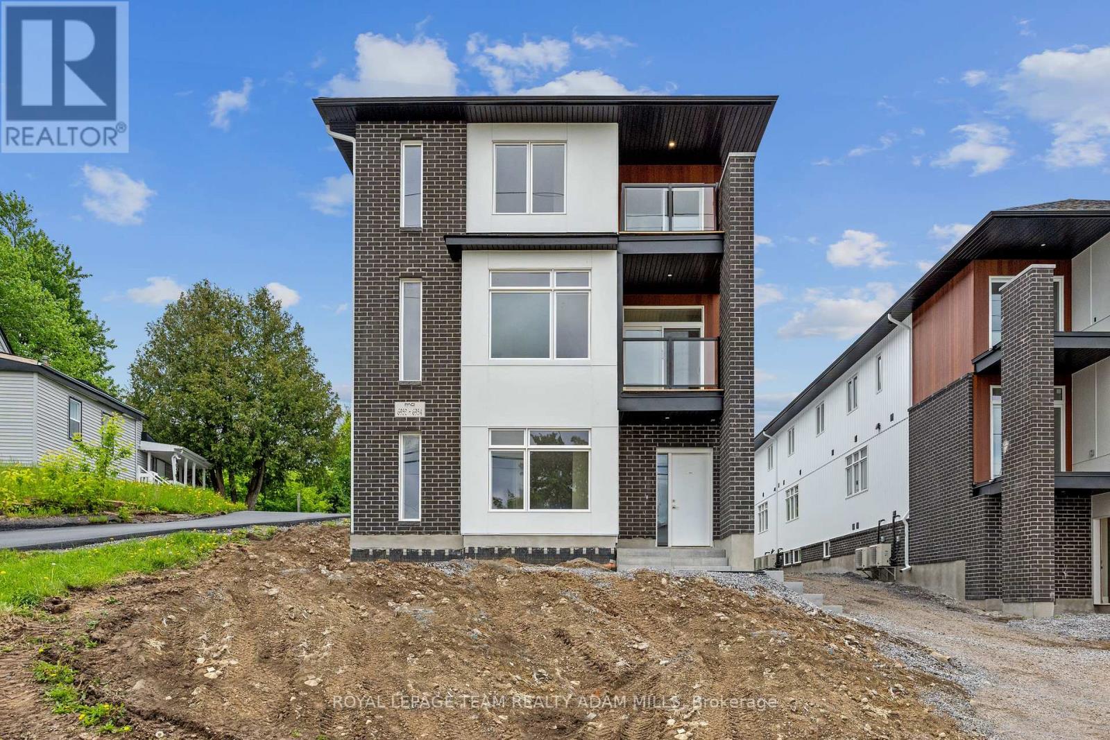 B - 6954 NOTRE DAME STREET, ottawa, Ontario