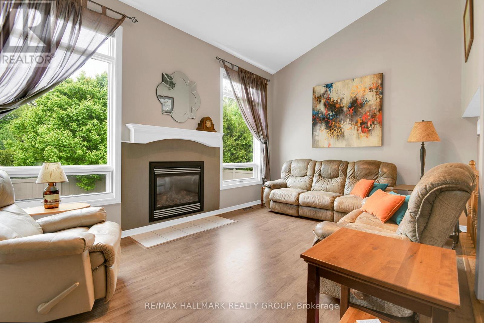 411 Sanderling Crescent, Ottawa, Ontario  K1E 2V5 - Photo 14 - X12207121