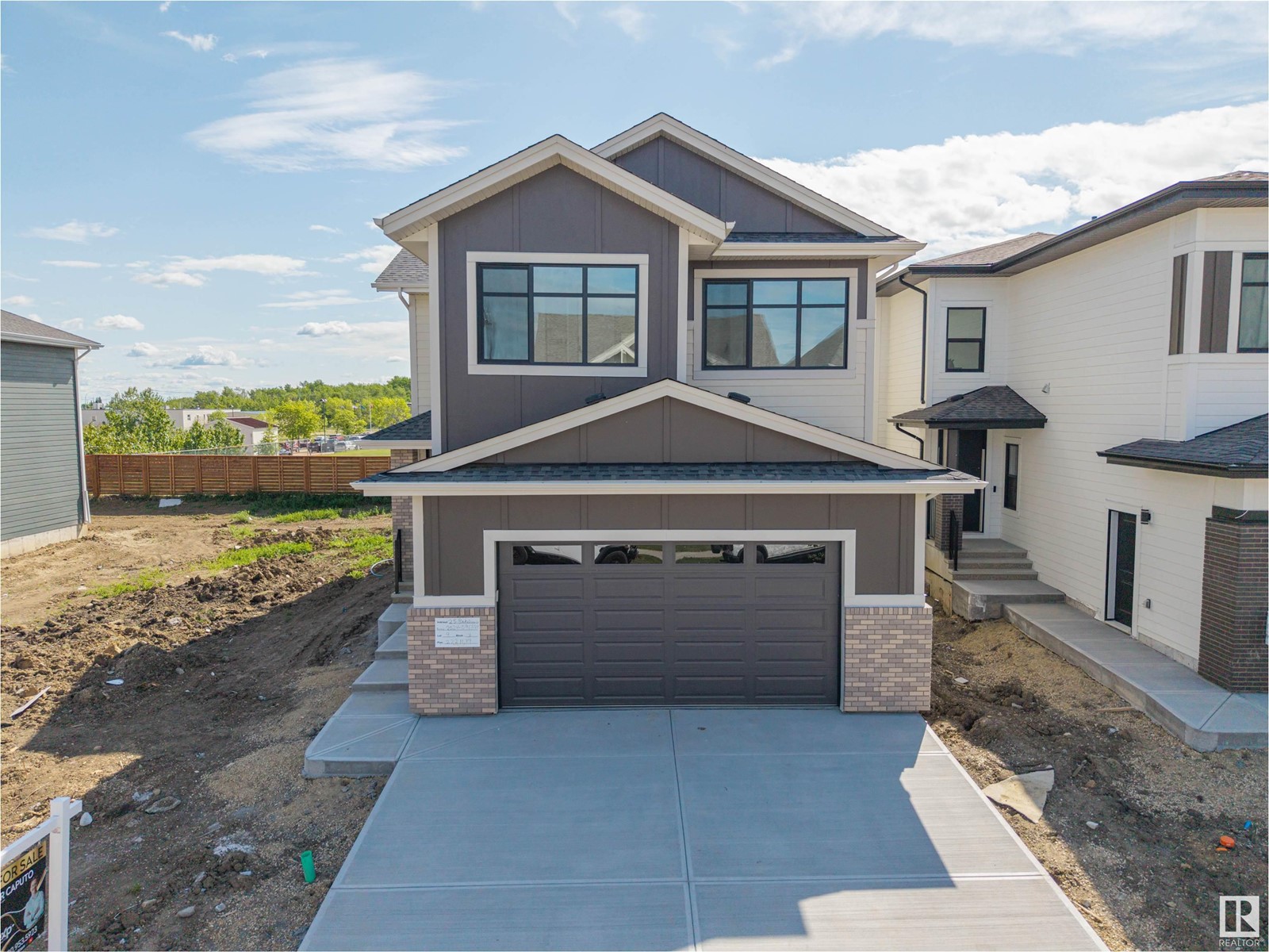 Property at 25 BIRKSHIRE CR image 1