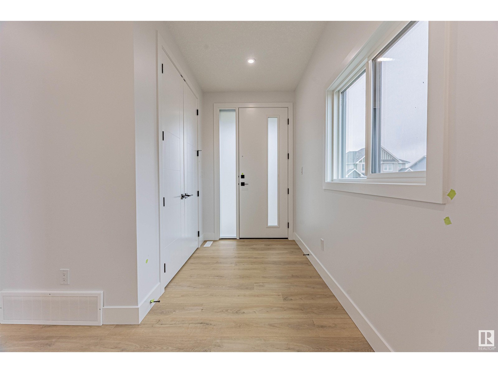 Property at 25 BIRKSHIRE CR image 5