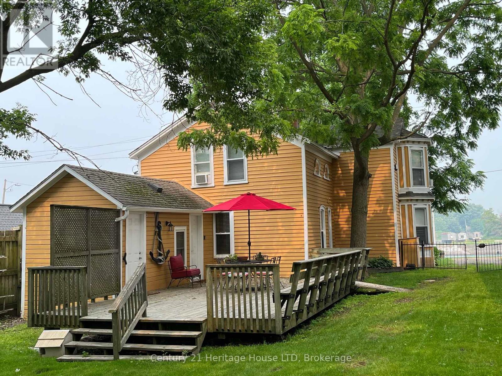 62 West Street, Port Colborne (Sugarloaf), Ontario  L3K 4C8 - Photo 23 - X12074314
