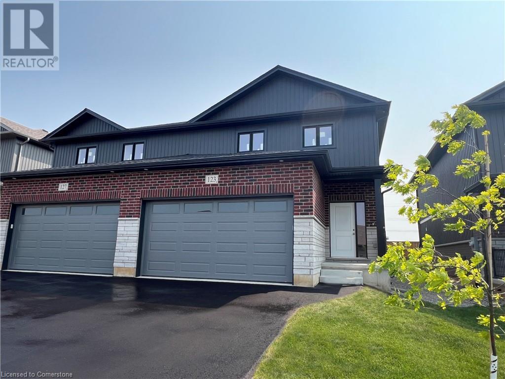 123 AMBER Street, Waterford, Ontario
