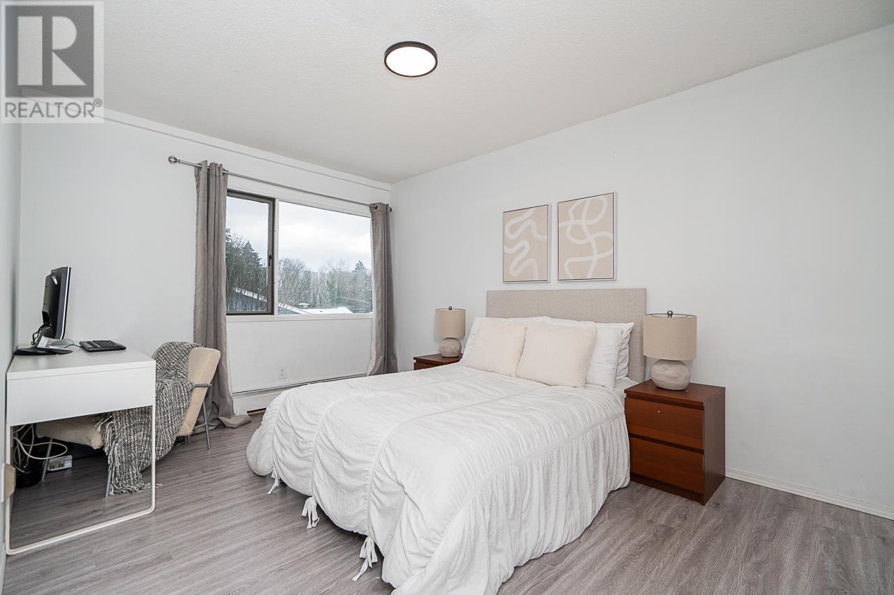 2948 Roseglen Court, Burnaby, British Columbia  V5A 3W4 - Photo 20 - R2992130