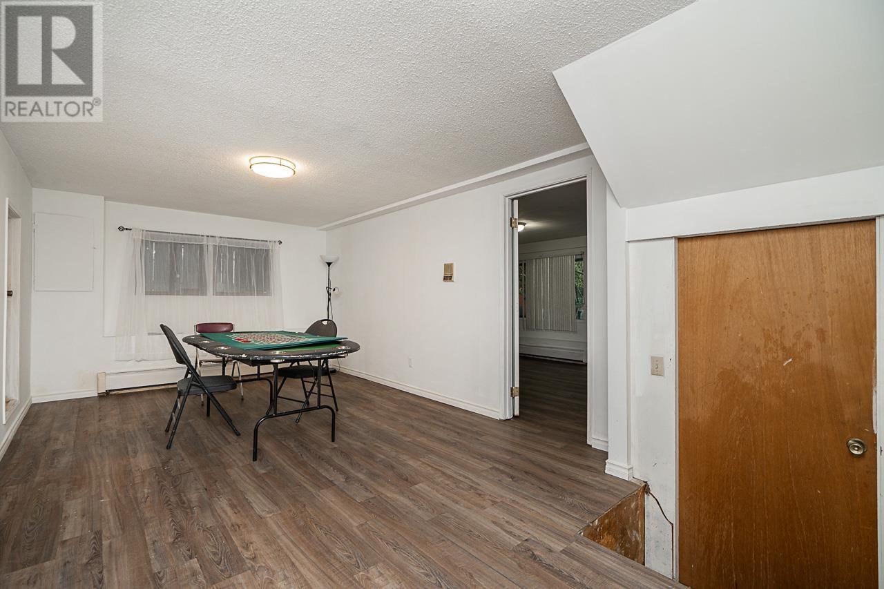 2948 Roseglen Court, Burnaby, British Columbia  V5A 3W4 - Photo 25 - R2992130