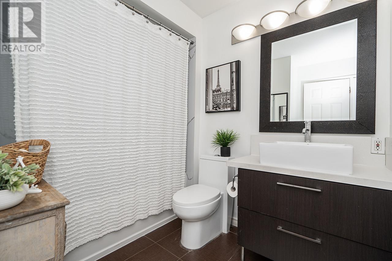 2948 Roseglen Court, Burnaby, British Columbia  V5A 3W4 - Photo 22 - R2992130