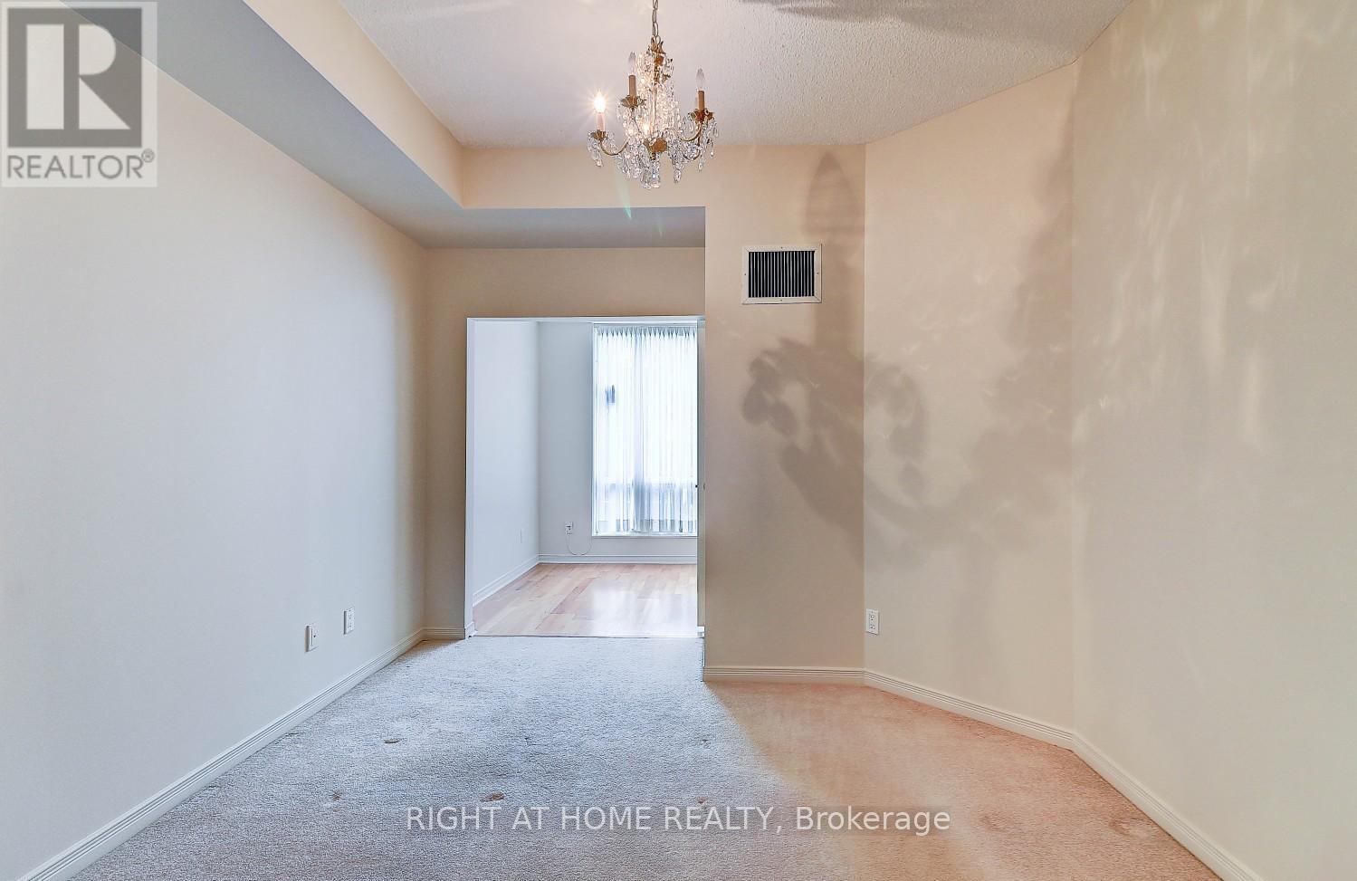 117 - 455 Rosewell Avenue, Toronto, Ontario  M4R 2H9 - Photo 8 - C12200895