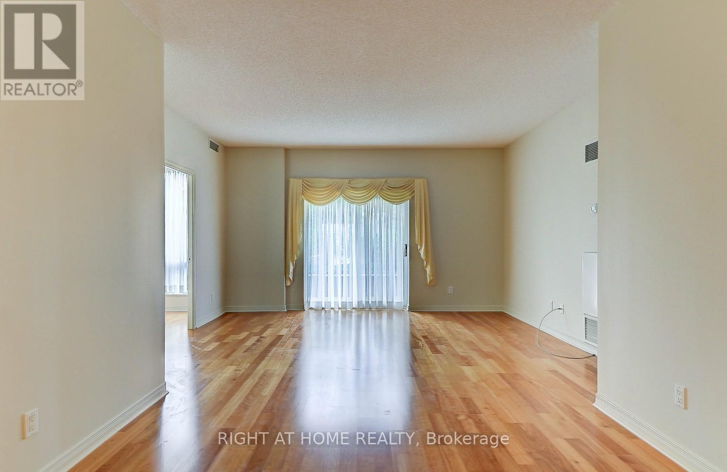 117 - 455 Rosewell Avenue, Toronto, Ontario  M4R 2H9 - Photo 4 - C12200895