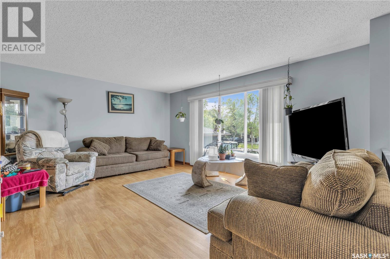 139 Batoche Crescent, Saskatoon, Saskatchewan  S7M 5B2 - Photo 3 - SK008782