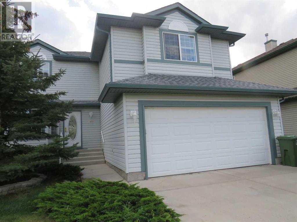 Property at 162 West Lakeview Crescent image 1