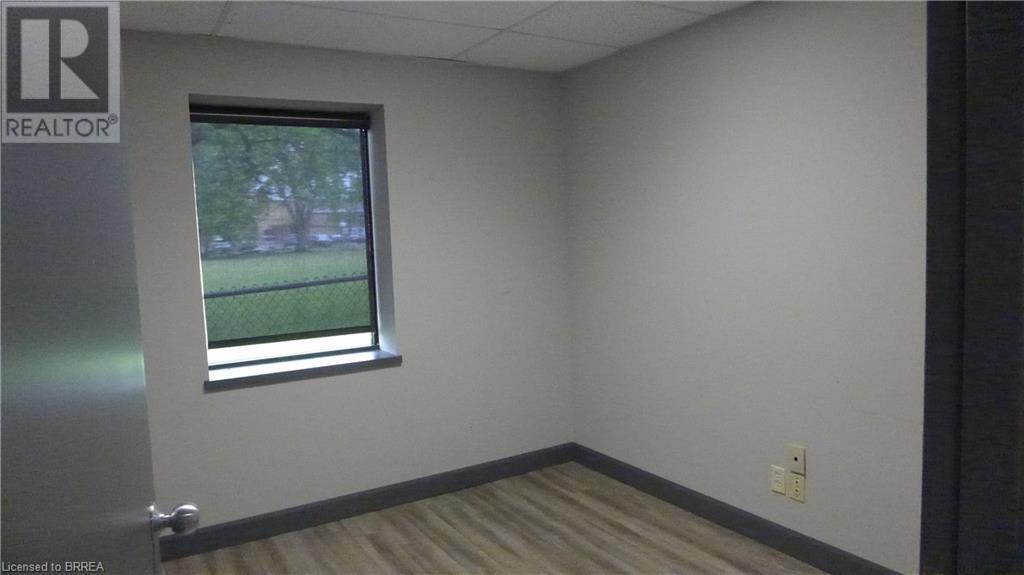 222 Fairview Drive Unit# 104&105, Brantford, Ontario  N3R 2W9 - Photo 10 - 40738969