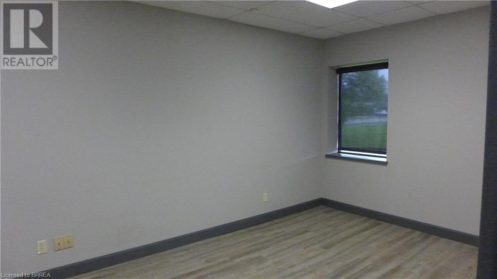 222 Fairview Drive Unit# 104&105, Brantford, Ontario  N3R 2W9 - Photo 12 - 40738969