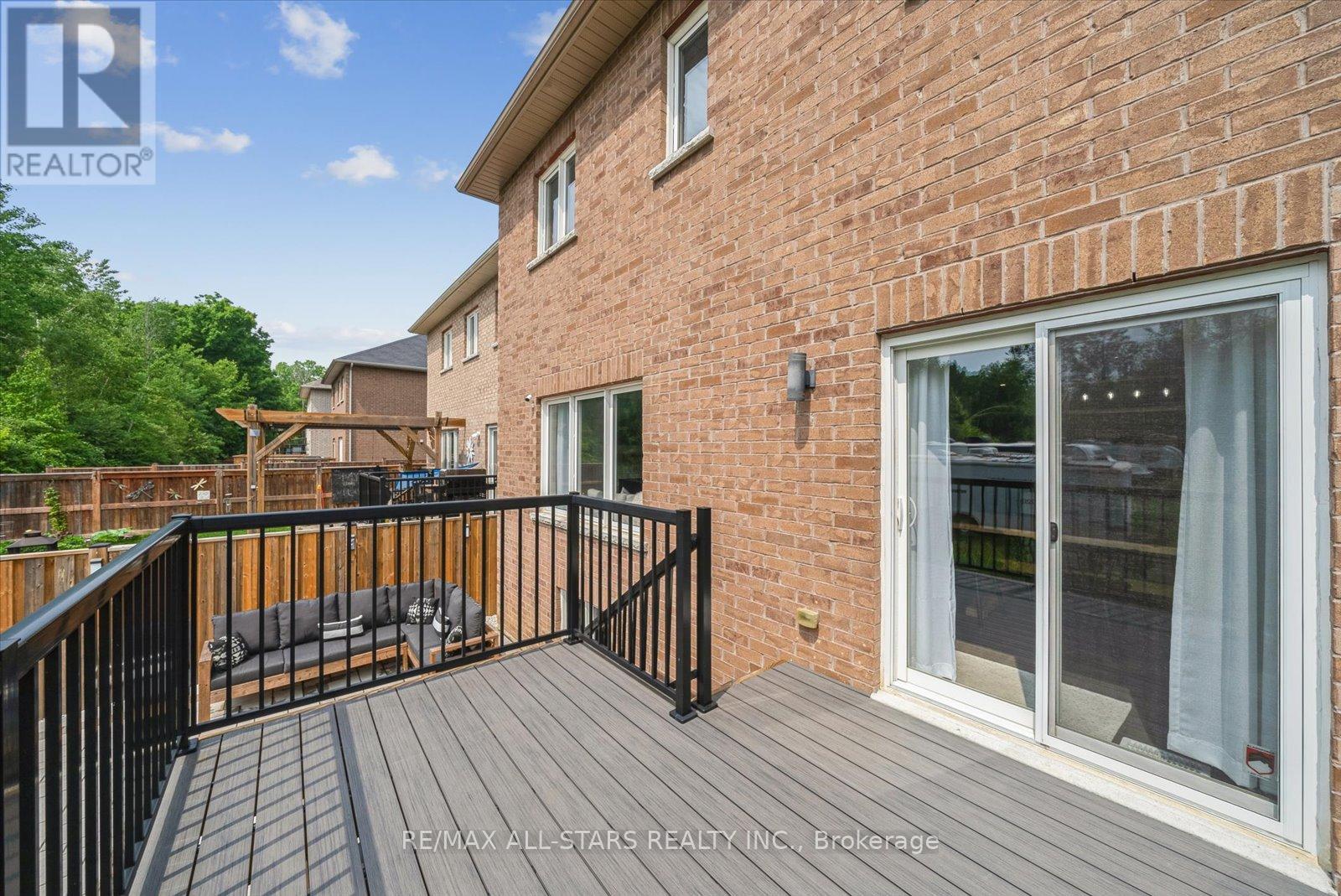 40 Prosser Crescent, Georgina, Ontario  L0E 1R0 - Photo 33 - N12206670