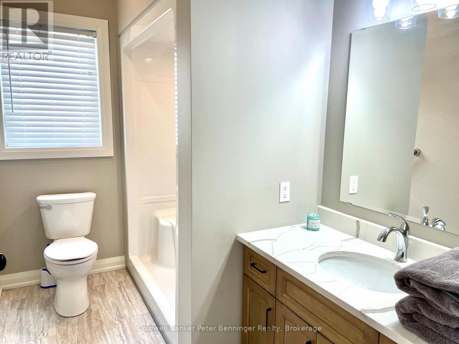 205 Irishwood Lane, Brockton, Ontario  N0G 2V0 - Photo 16 - X11985976