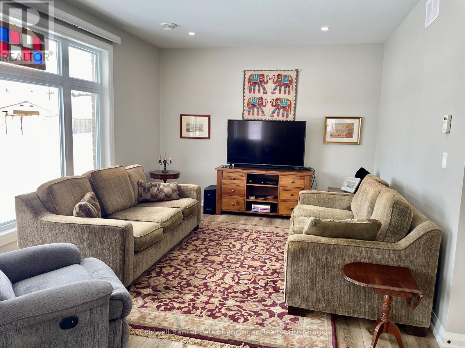 205 Irishwood Lane, Brockton, Ontario  N0G 2V0 - Photo 13 - X11985976