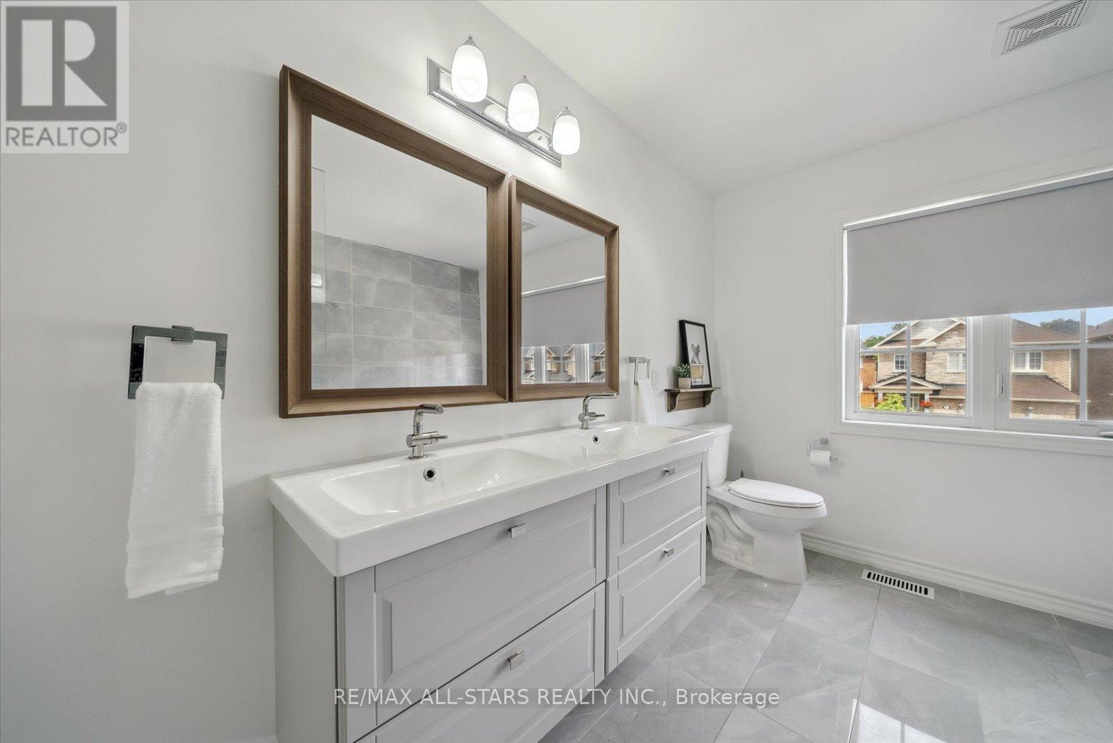 40 Prosser Crescent, Georgina, Ontario  L0E 1R0 - Photo 20 - N12206670