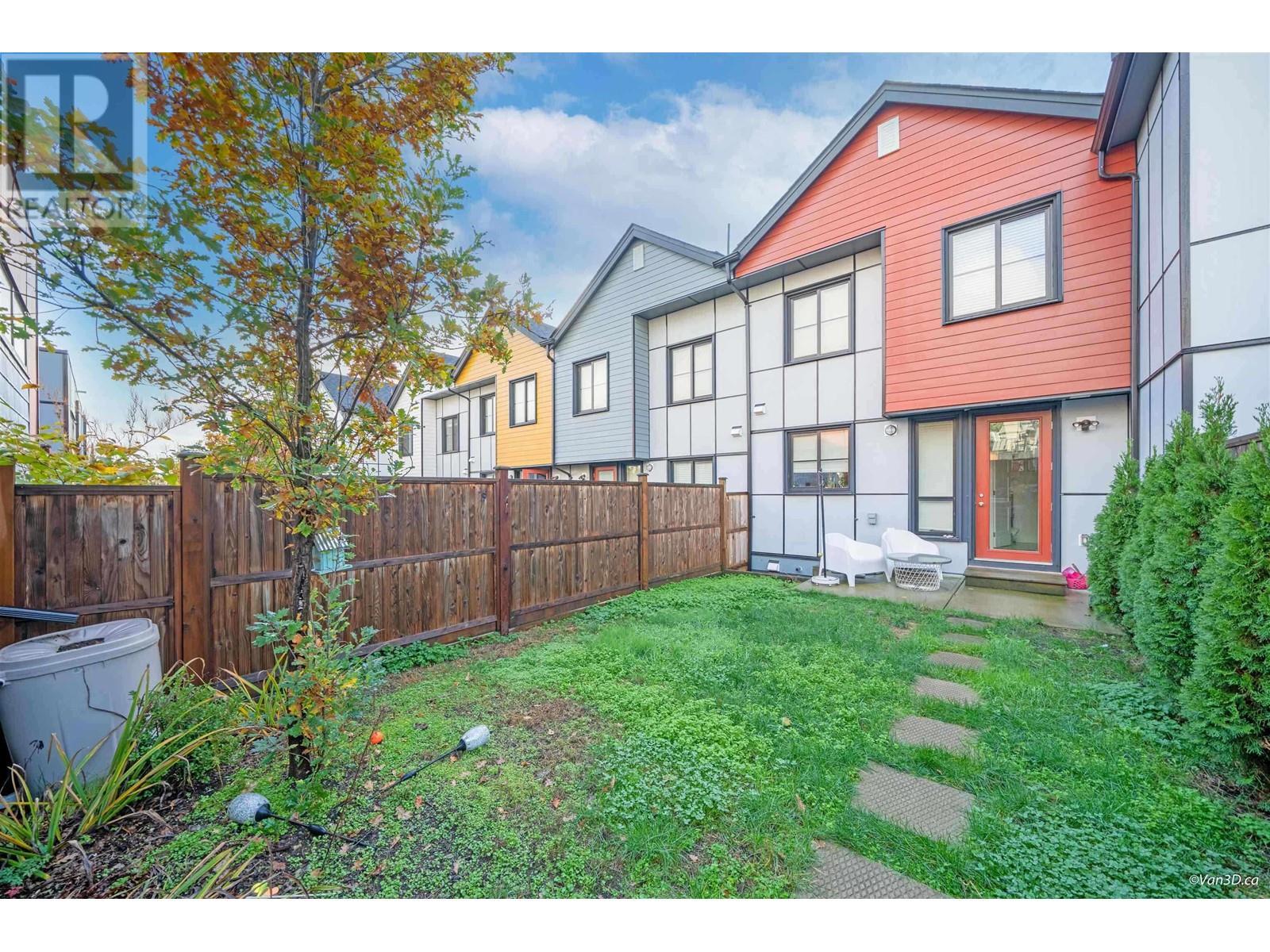 102 3423 Roxton Avenue, Coquitlam, British Columbia  V3B 0G7 - Photo 18 - R2979056