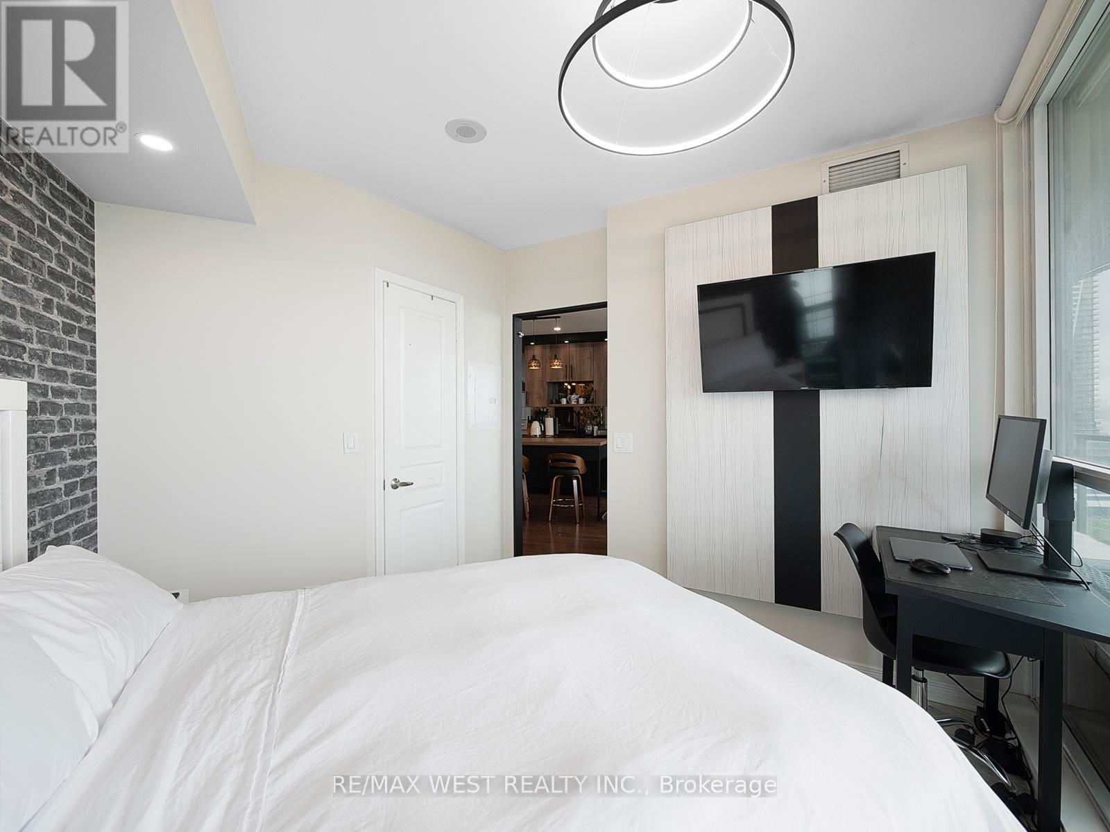 1808 - 2230 Lake Shore Boulevard W, Toronto, Ontario  M8V 0B2 - Photo 31 - W12188138