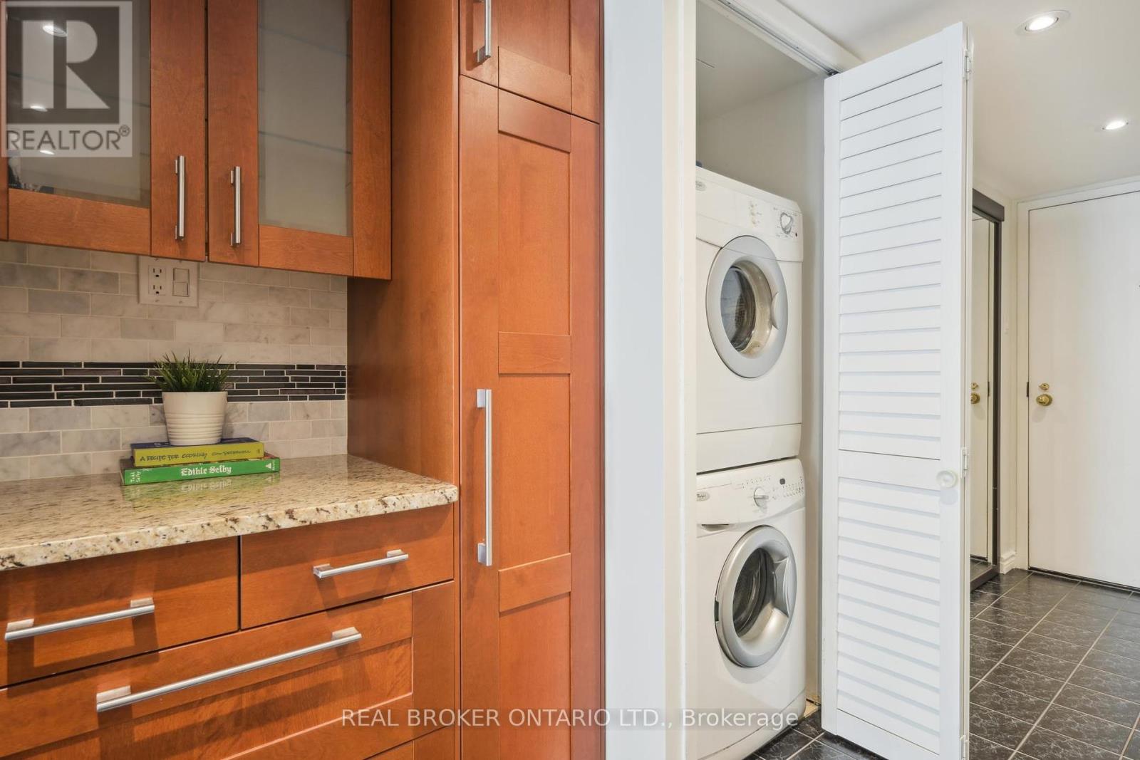 508 - 92 King Street E, Toronto, Ontario  M5C 2V8 - Photo 6 - C12206967