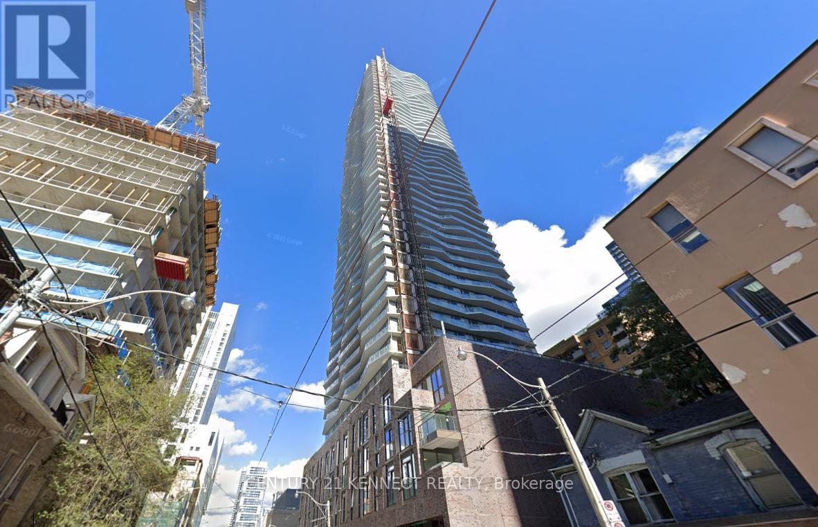 611 - 252 CHURCH STREET, Toronto, Ontario