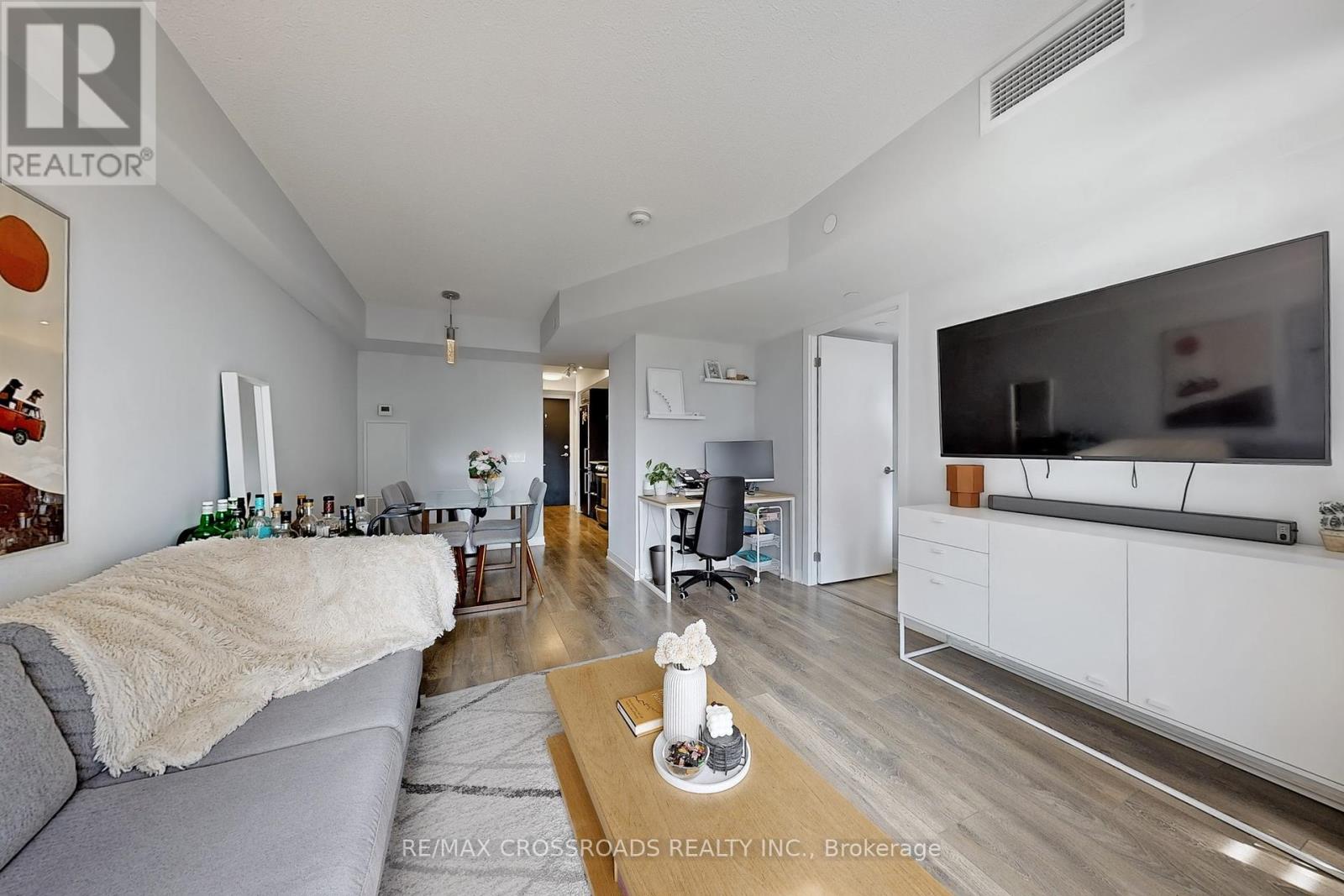 1005 - 87 Peter Street, Toronto, Ontario  M5V 0P1 - Photo 7 - C12207092