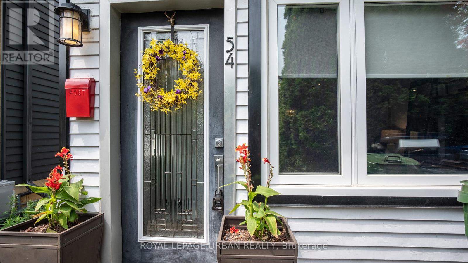 54 Arundel Avenue, Toronto, Ontario  M4K 3A4 - Photo 1 - E12206992