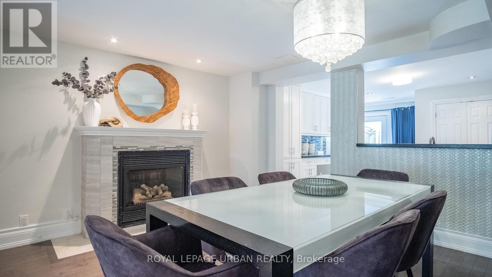 54 Arundel Avenue, Toronto, Ontario  M4K 3A4 - Photo 11 - E12206992