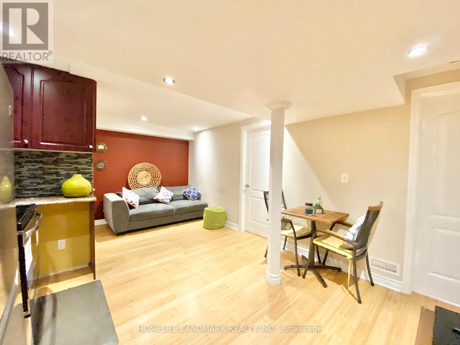 36 Chatterson Street, Whitby, Ontario  L1R 0B3 - Photo 2 - E12207032