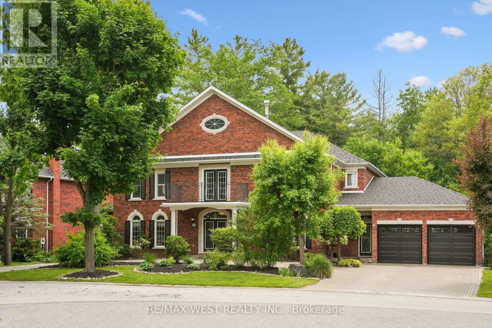 81 Woodview Drive, Pickering, Ontario  L1V 1L1 - Photo 1 - E12207084