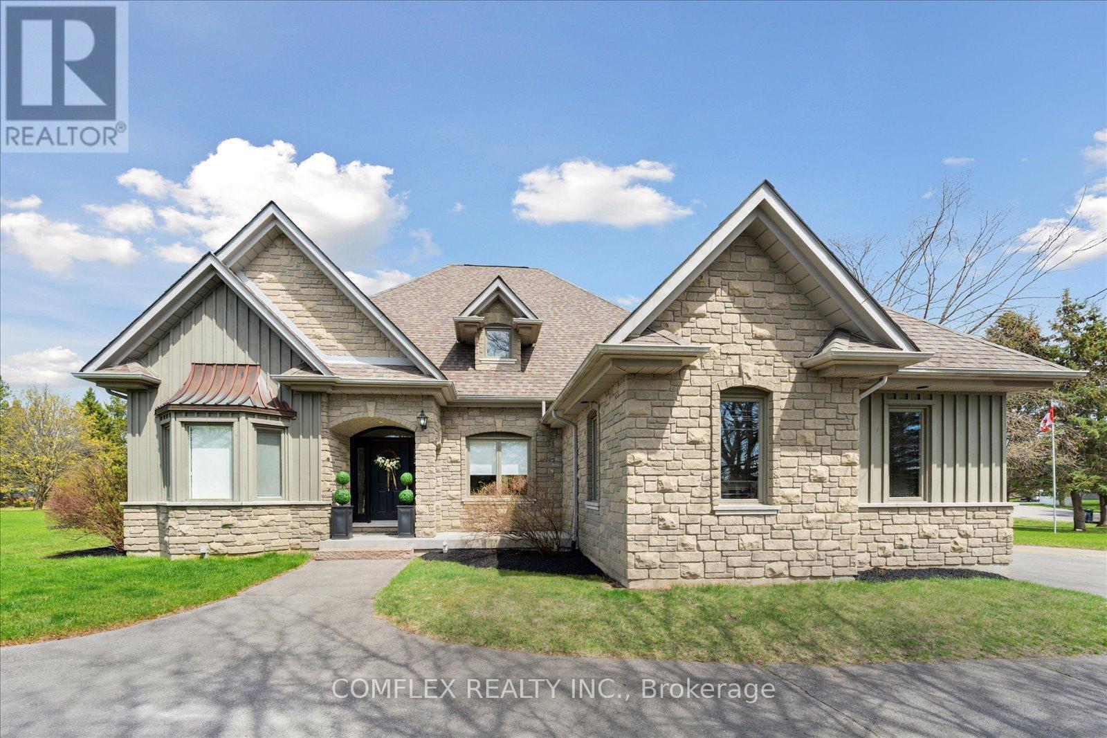 2 Taunus Court, Clarington, Ontario  L1C 4H5 - Photo 3 - E12207087