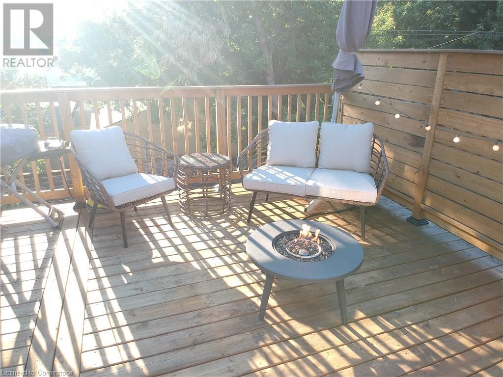 Property at 71 CLYDE Street image 3