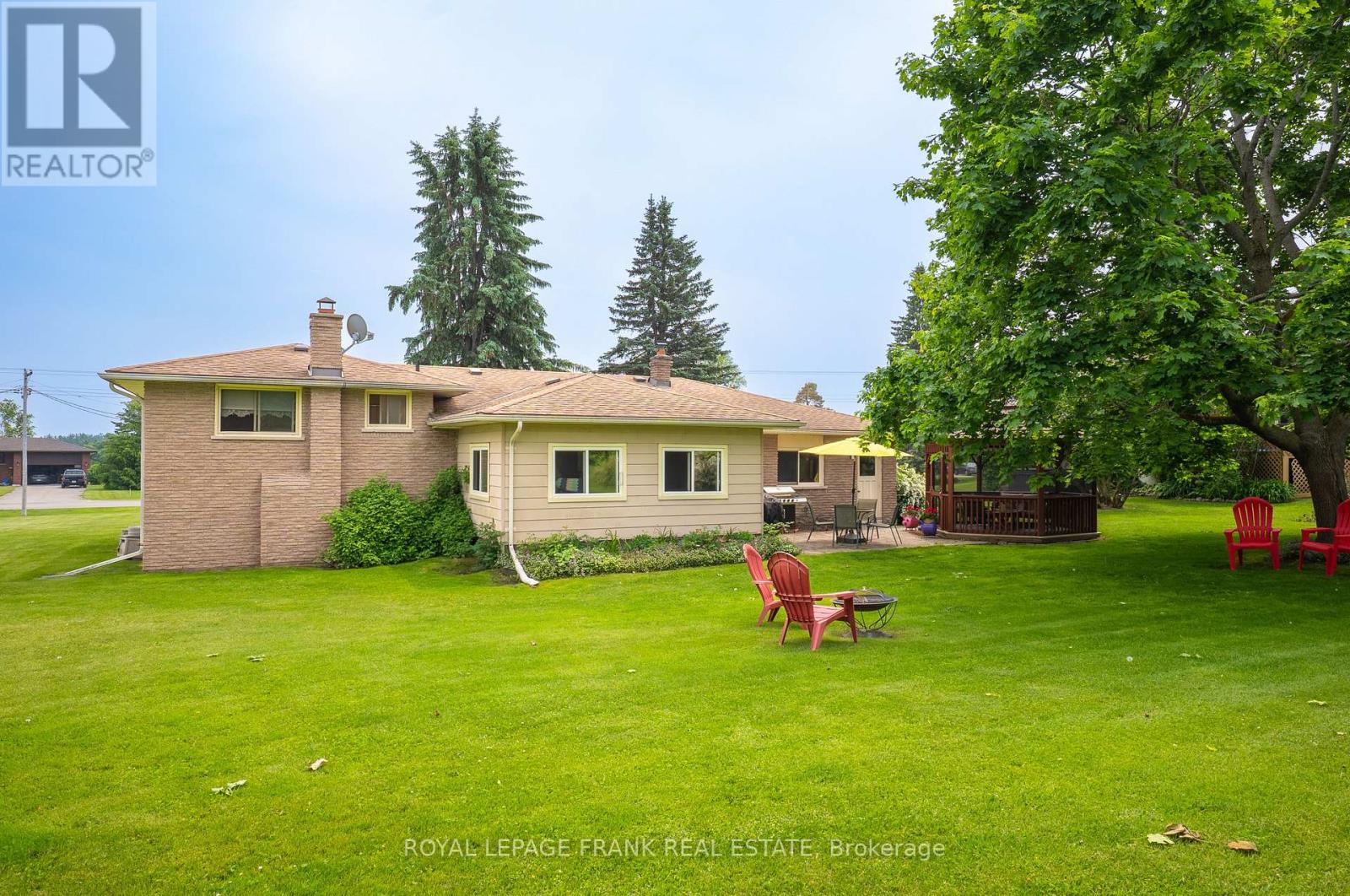 383 Old Surrey Lane, Kawartha Lakes, Ontario  K0M 1A0 - Photo 27 - X12207174