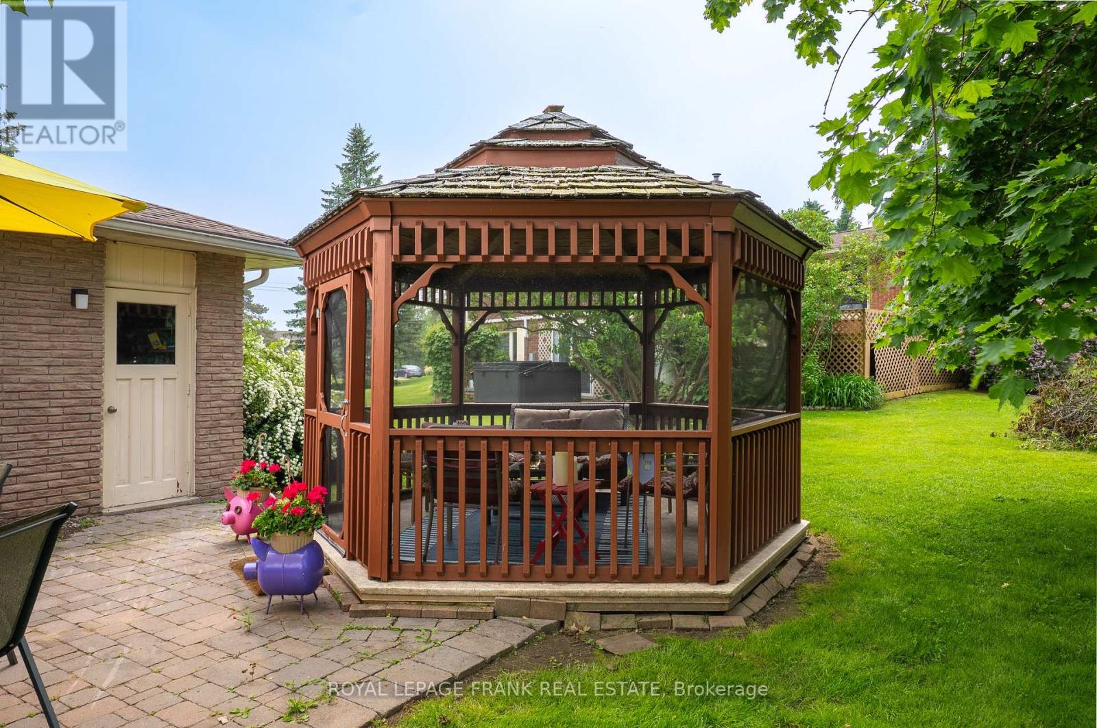 383 Old Surrey Lane, Kawartha Lakes, Ontario  K0M 1A0 - Photo 28 - X12207174