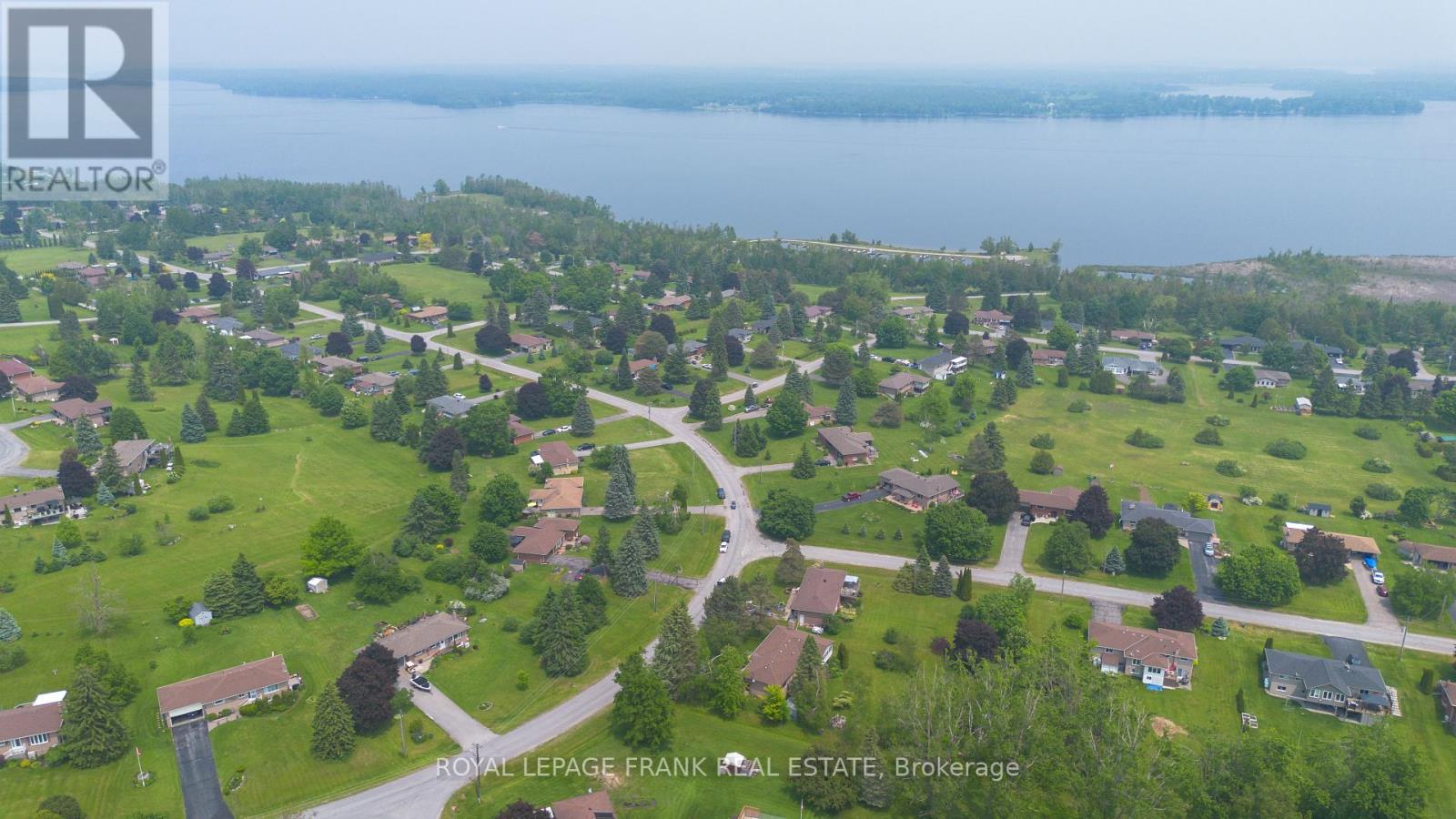383 Old Surrey Lane, Kawartha Lakes, Ontario  K0M 1A0 - Photo 41 - X12207174