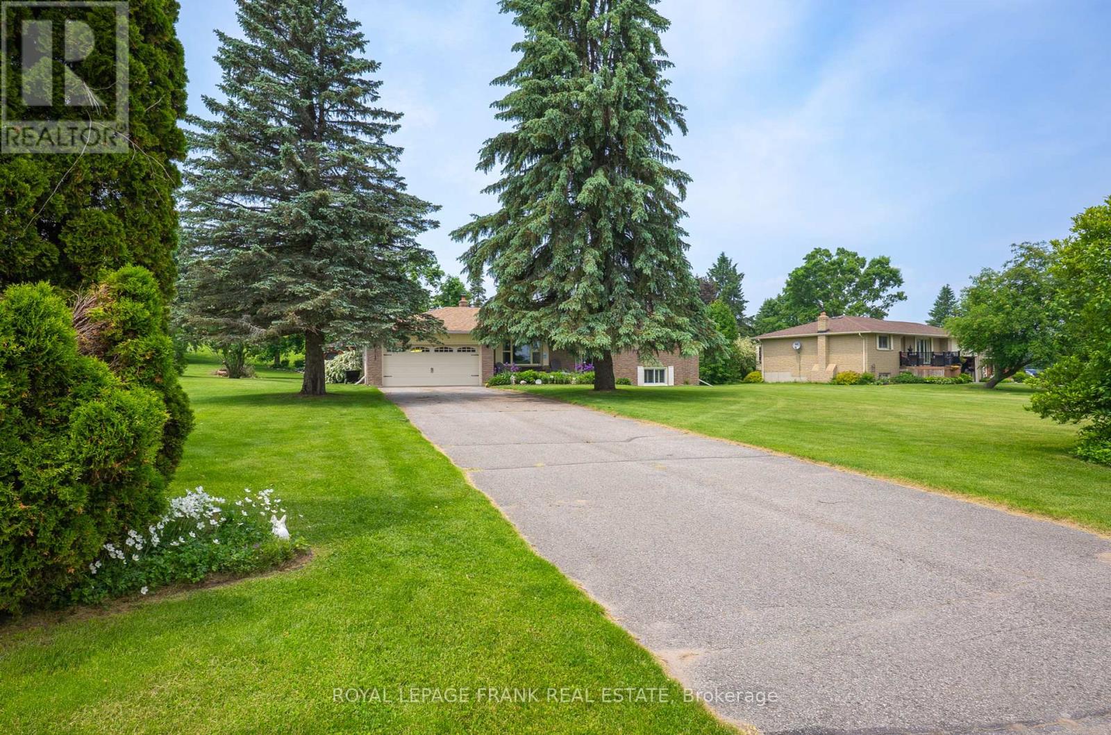 383 Old Surrey Lane, Kawartha Lakes, Ontario  K0M 1A0 - Photo 42 - X12207174