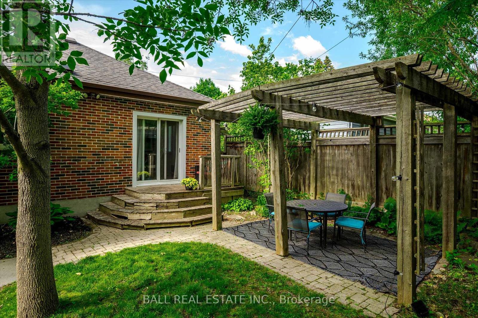 343 Euclid Avenue, Peterborough, Ontario  K9H 1M7 - Photo 17 - X12207206