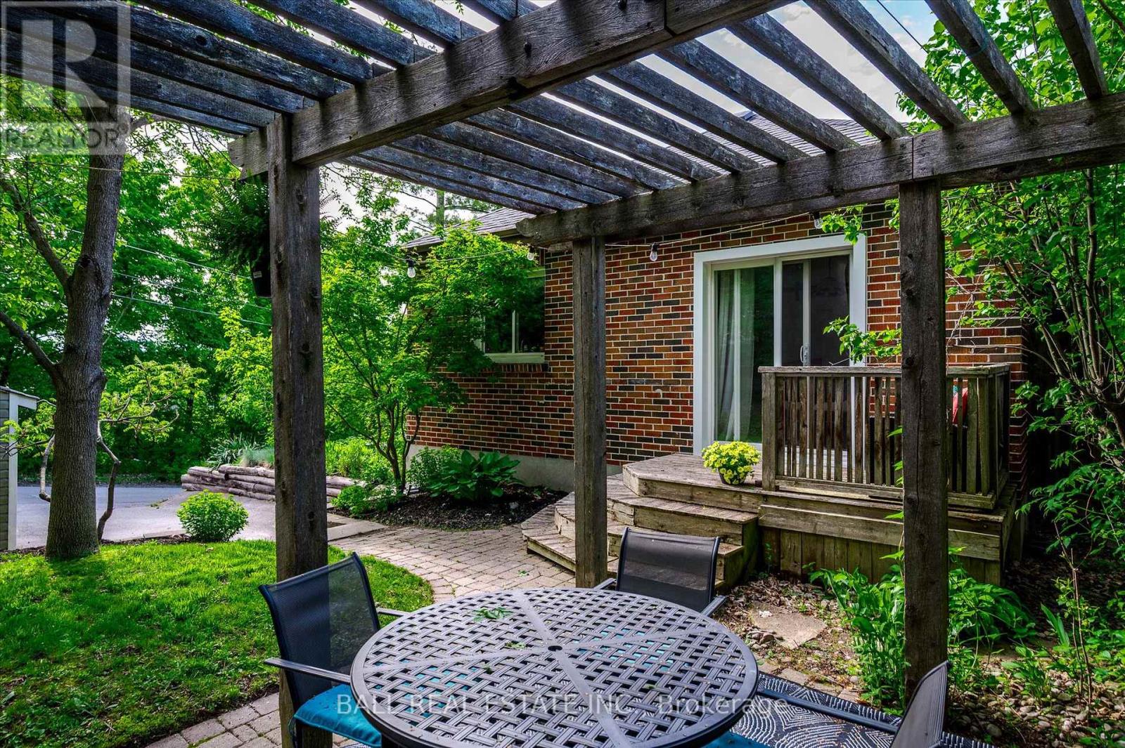 343 Euclid Avenue, Peterborough, Ontario  K9H 1M7 - Photo 18 - X12207206