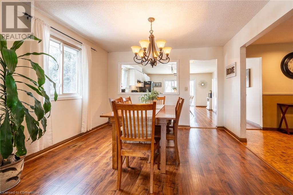 687 Penny Lane, Burlington, Ontario  L7T 4H9 - Photo 6 - 40703350