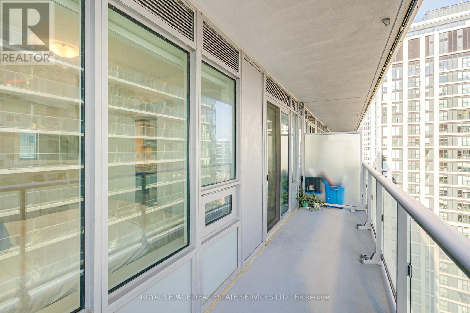 3202 - 195 Redpath Avenue, Toronto, Ontario  M4P 0E4 - Photo 22 - C12206381
