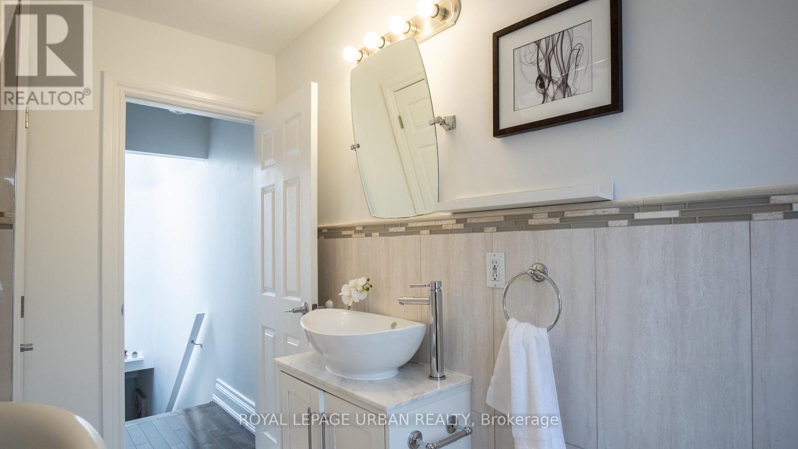 54 Arundel Avenue, Toronto, Ontario  M4K 3A4 - Photo 25 - E12206992