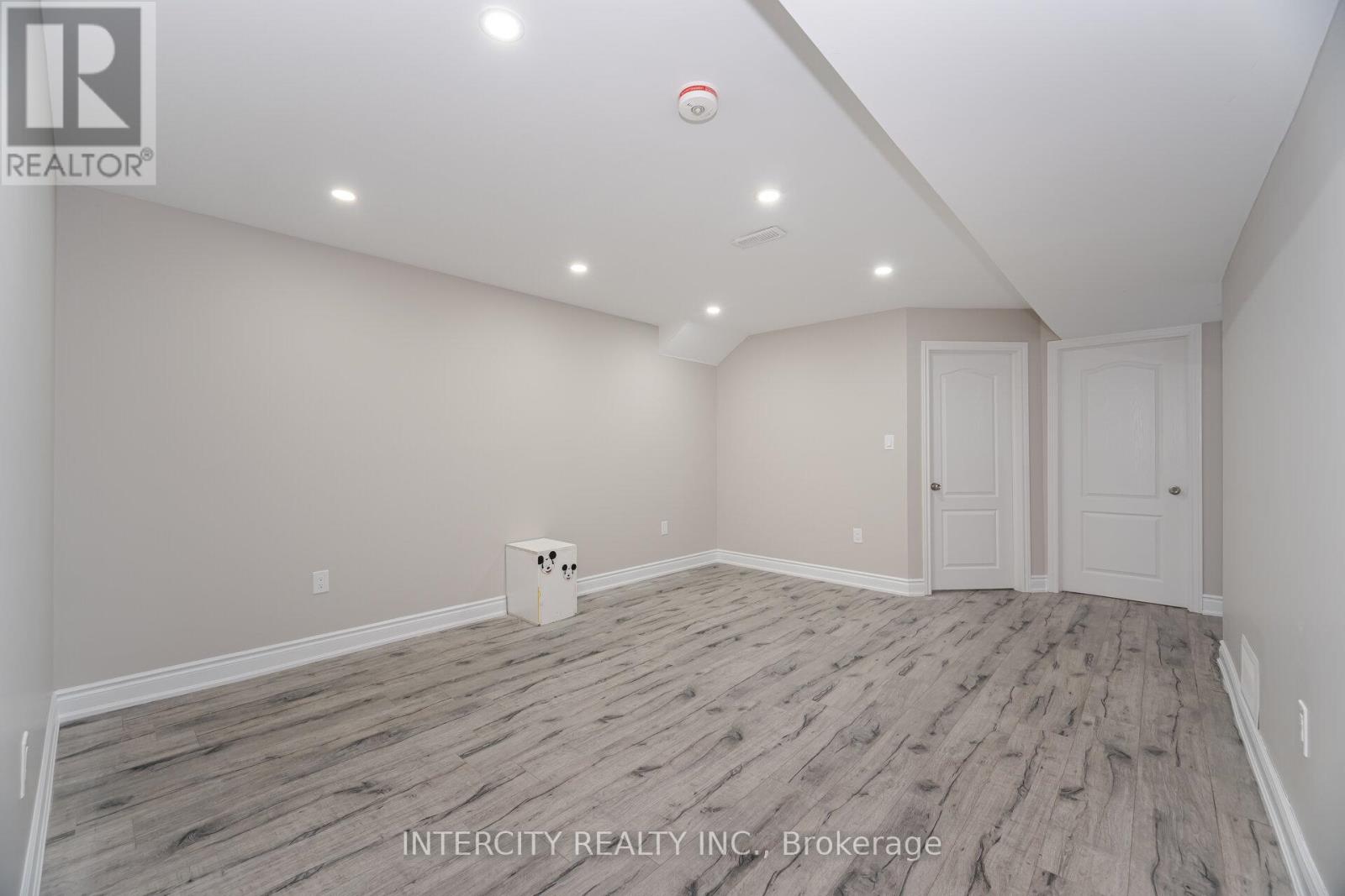 26 Fordham Road, Brampton, Ontario  L6Y 6J6 - Photo 40 - W12161789