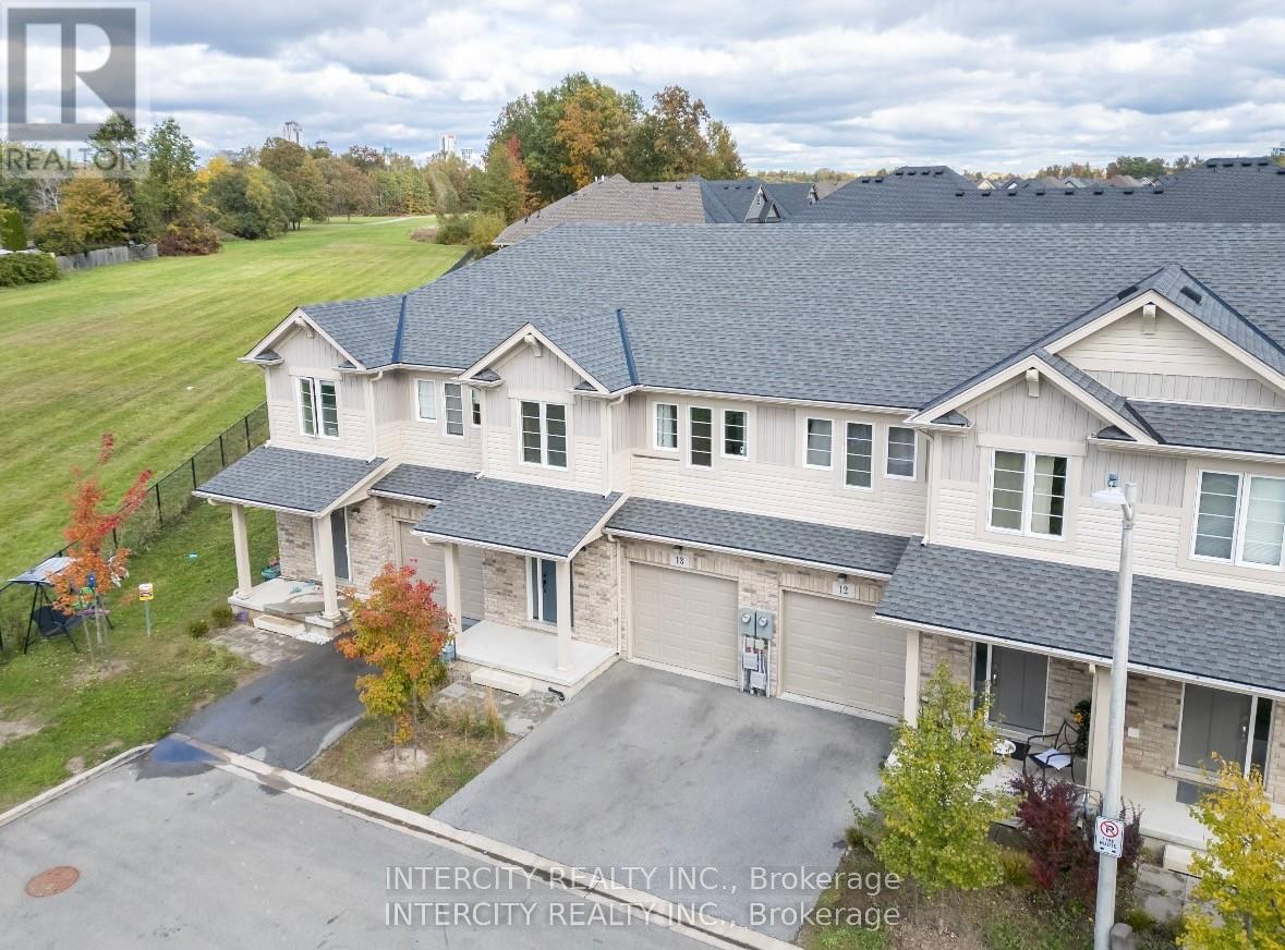 Property at 13 - 7945 OLDFIELD ROAD image 1